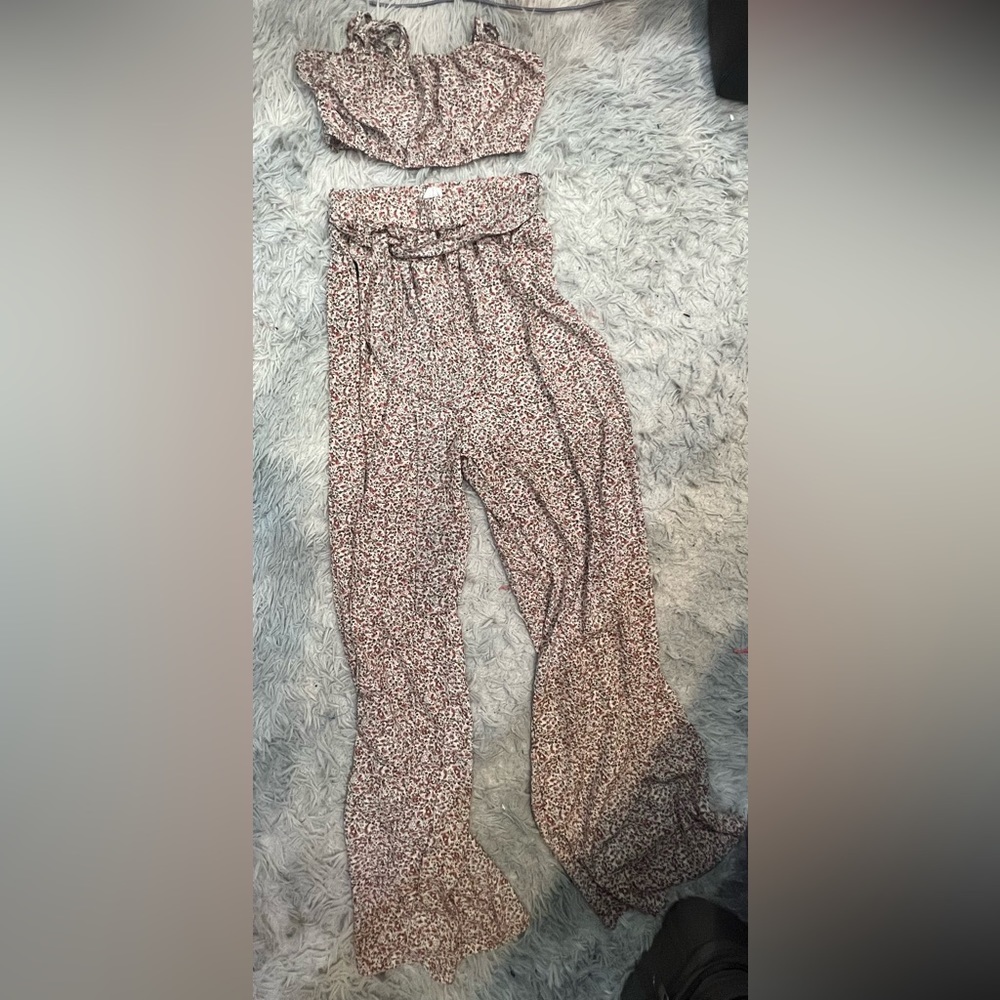 Goodnight Macaroon Floral Crop Top and Pant Set S - Picture 3 of 5